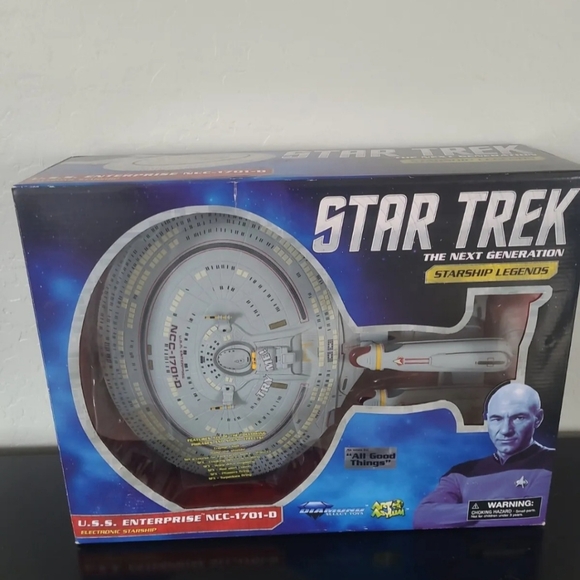 2014 Star Trek Next Generation Enterprise NCC-1701-D "All Good Things"  NIB - Picture 1 of 16